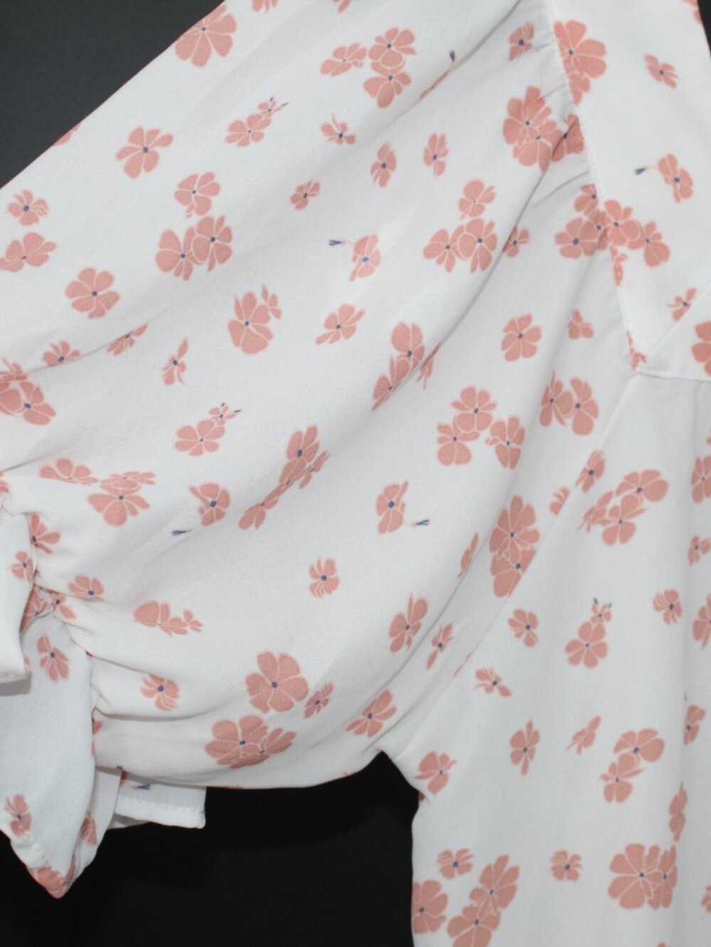 White Pink Floral Top Sienna Sky Square neck Puffed Sleeve Boho Cottagecore Med - Picture 3 of 6